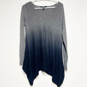 Sak’s  Fifth Avenue 200% Cashmere Assymetrical V neck color block sweater Sz S